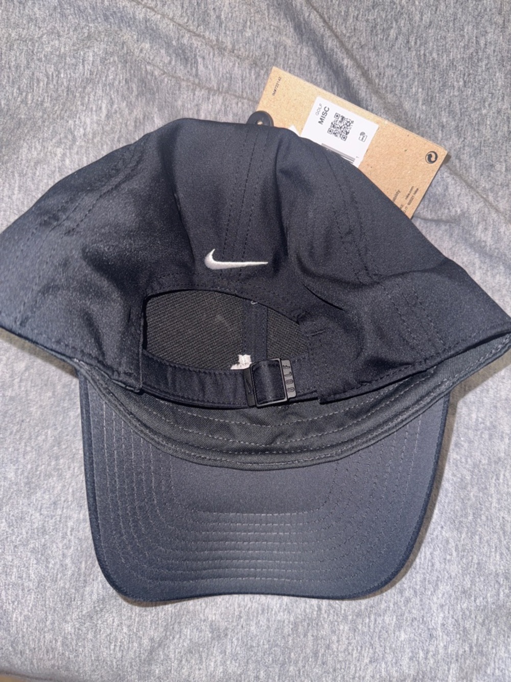 BRAND NEWNike Black Cap with Light Gray Embroidered Mickey - Picture 4 of 6